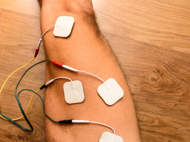 Electrotherapy at Carlisle Spine And Wellness in Carl Isle