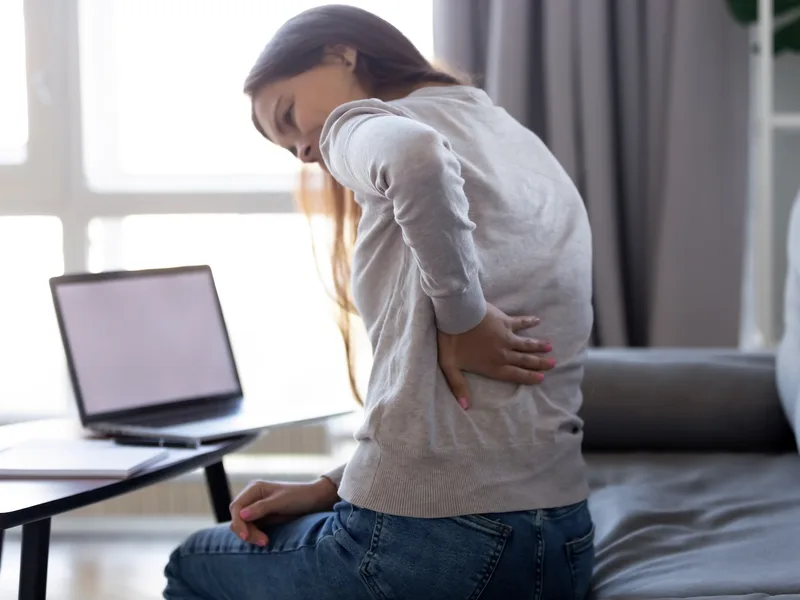 How Carlisle Spine And Wellness treats back pain in Carl Isle