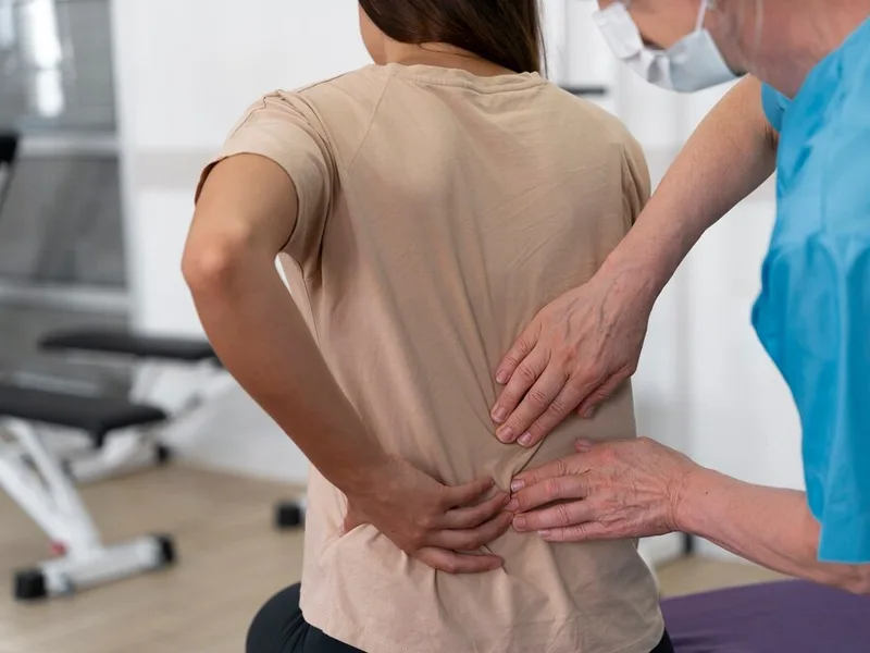 How Carlisle Spine And Wellness treats sciatica in Carl Isle